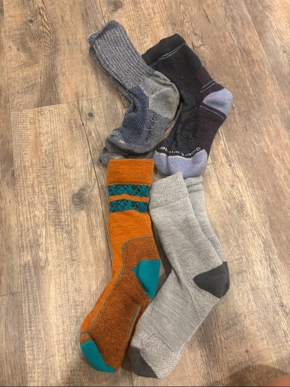 2 pairs icebreaker socks, 2 pairs smartwool